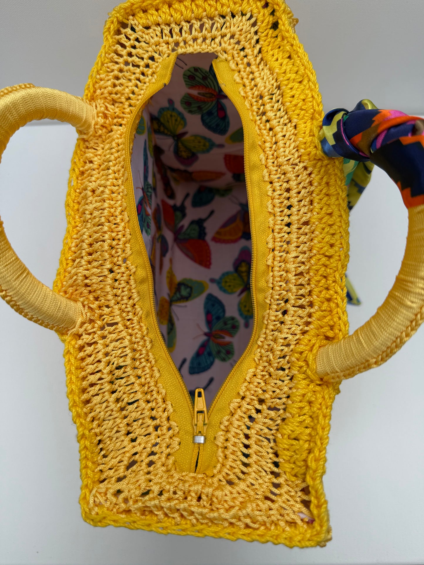 Cupcake Crochet Tote Bag