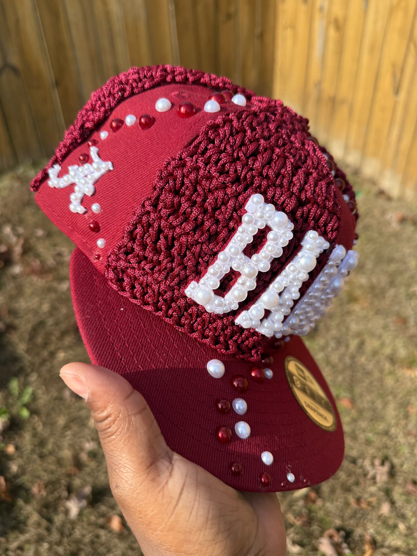 So Fly Deluxe Sparkle & Pearls cap