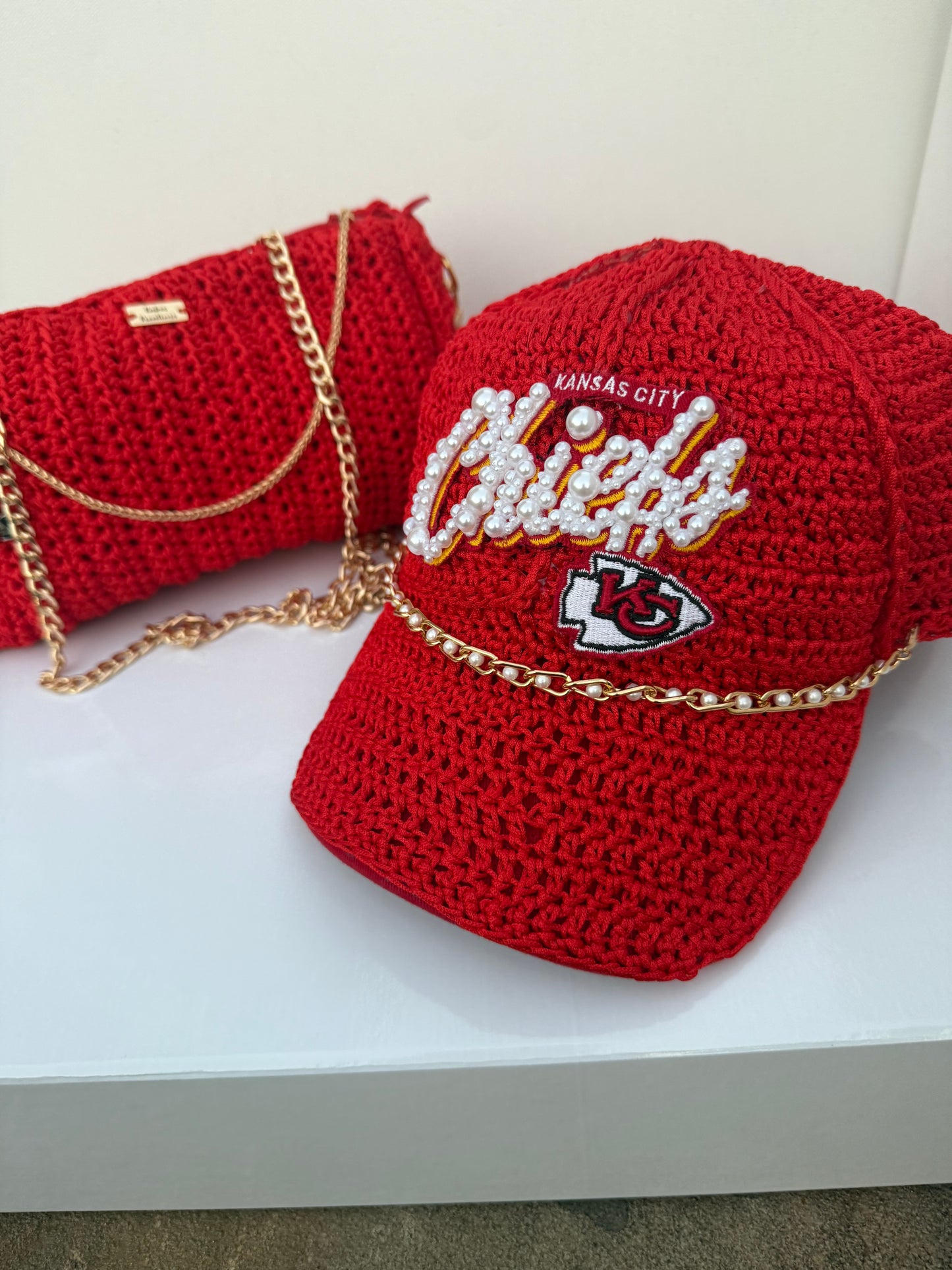 Pearl cap & Mini Crossbody Bag