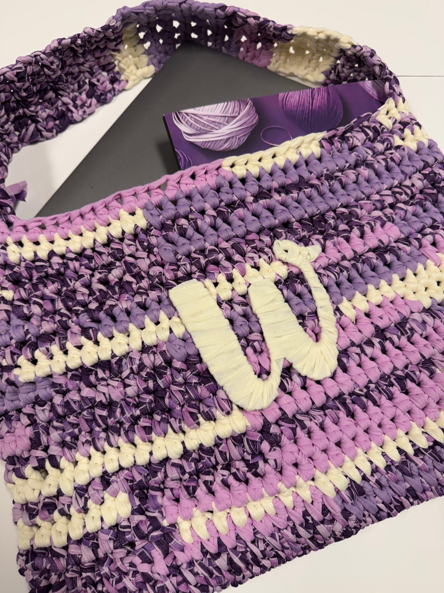Laptop tote bag, initial custom