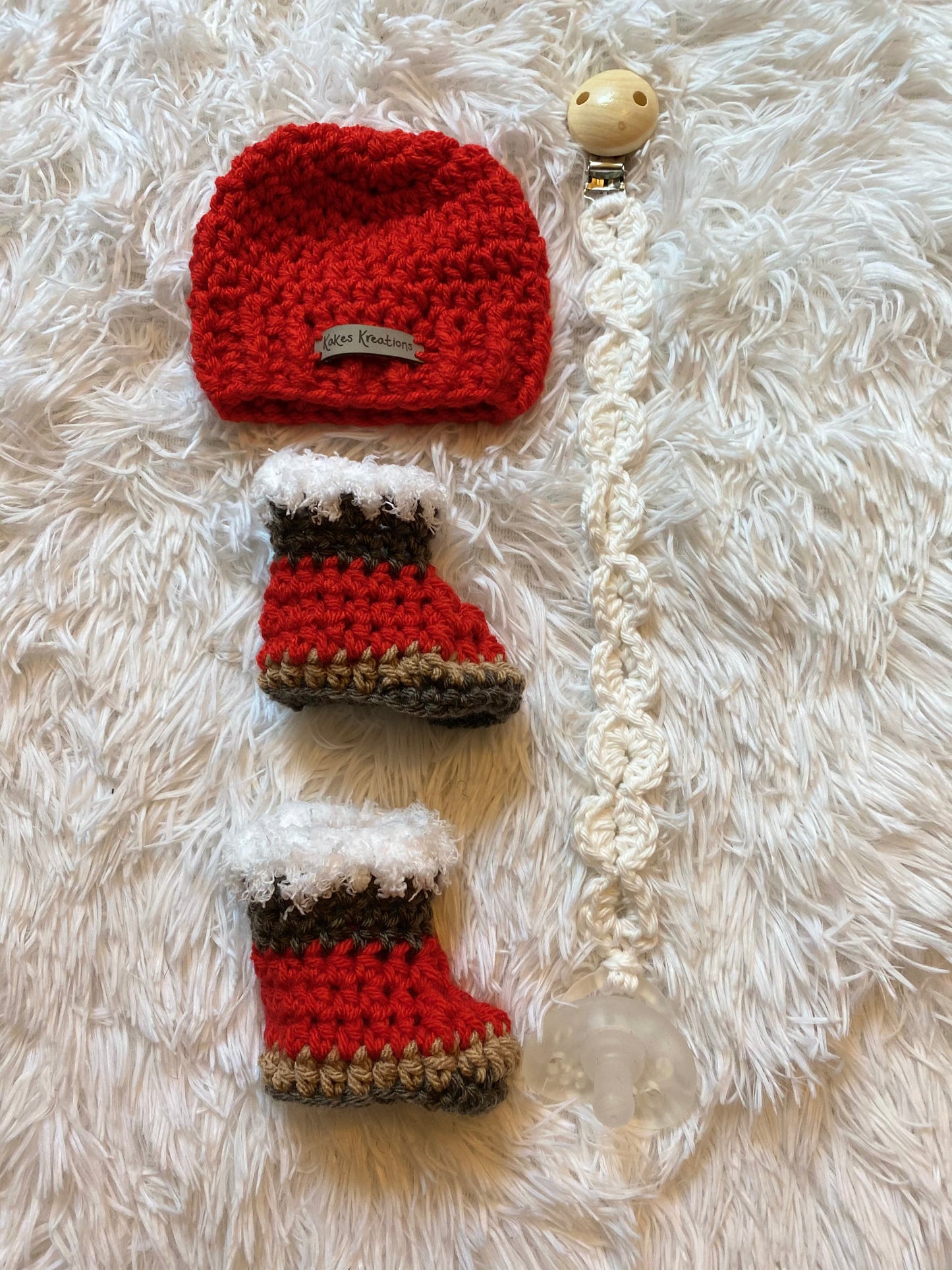 Baby booties & hat set